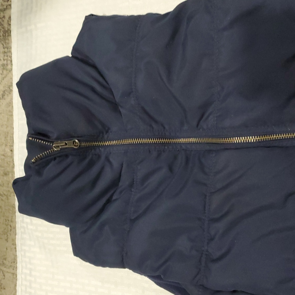 Old Navy Navy Blue Puffer Vest - Picture 6 of 10